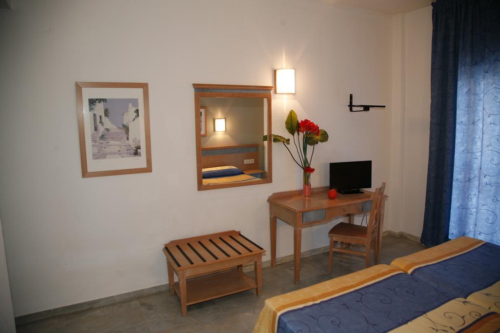 Ath Andarax Hotell Aguadulce  Exteriör bild